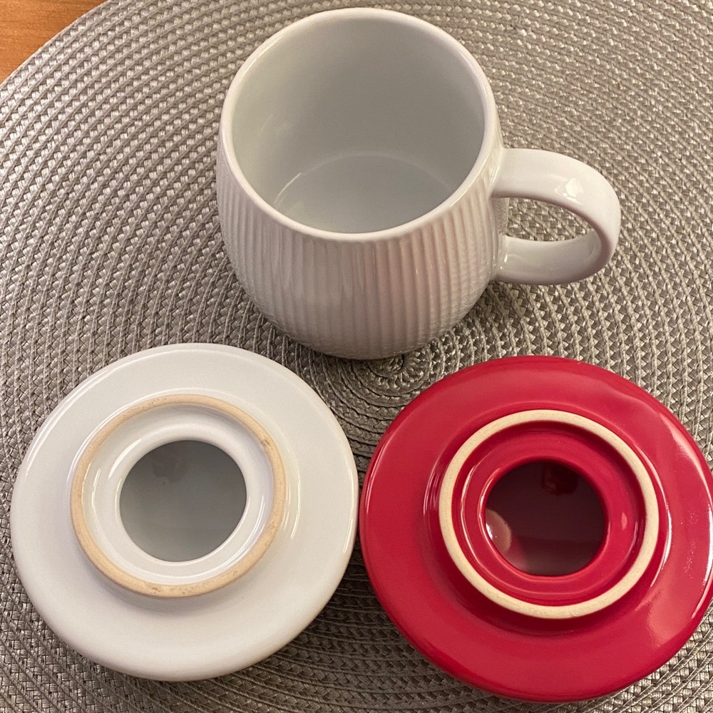 World Market Mushroom Coffee Tea Mug 2 Lids Red Polka Dot /Brown Caps - Picture 5 of 5